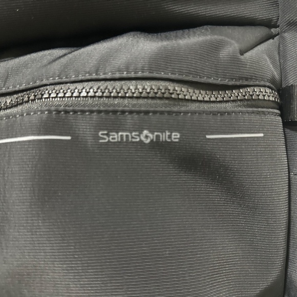 SAMSONITE LAPTOP BACKPACK - Picture 12 of 14